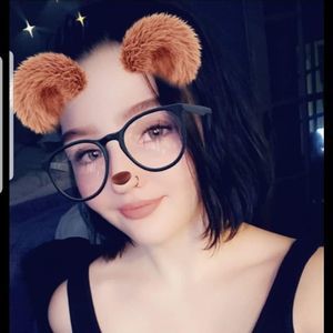 Meet your Posher, Arianna